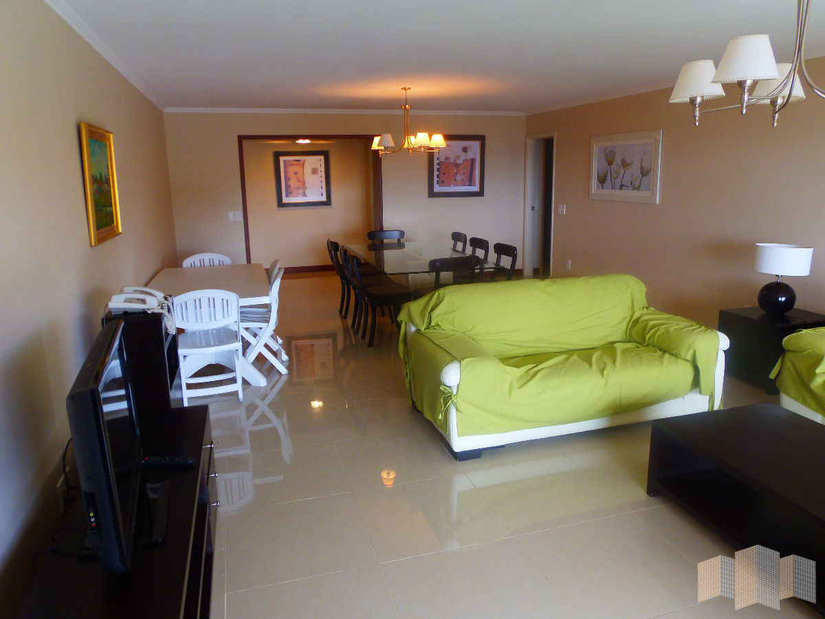Apartamento ID.1200 - PRIMERA LINEA AL MAR