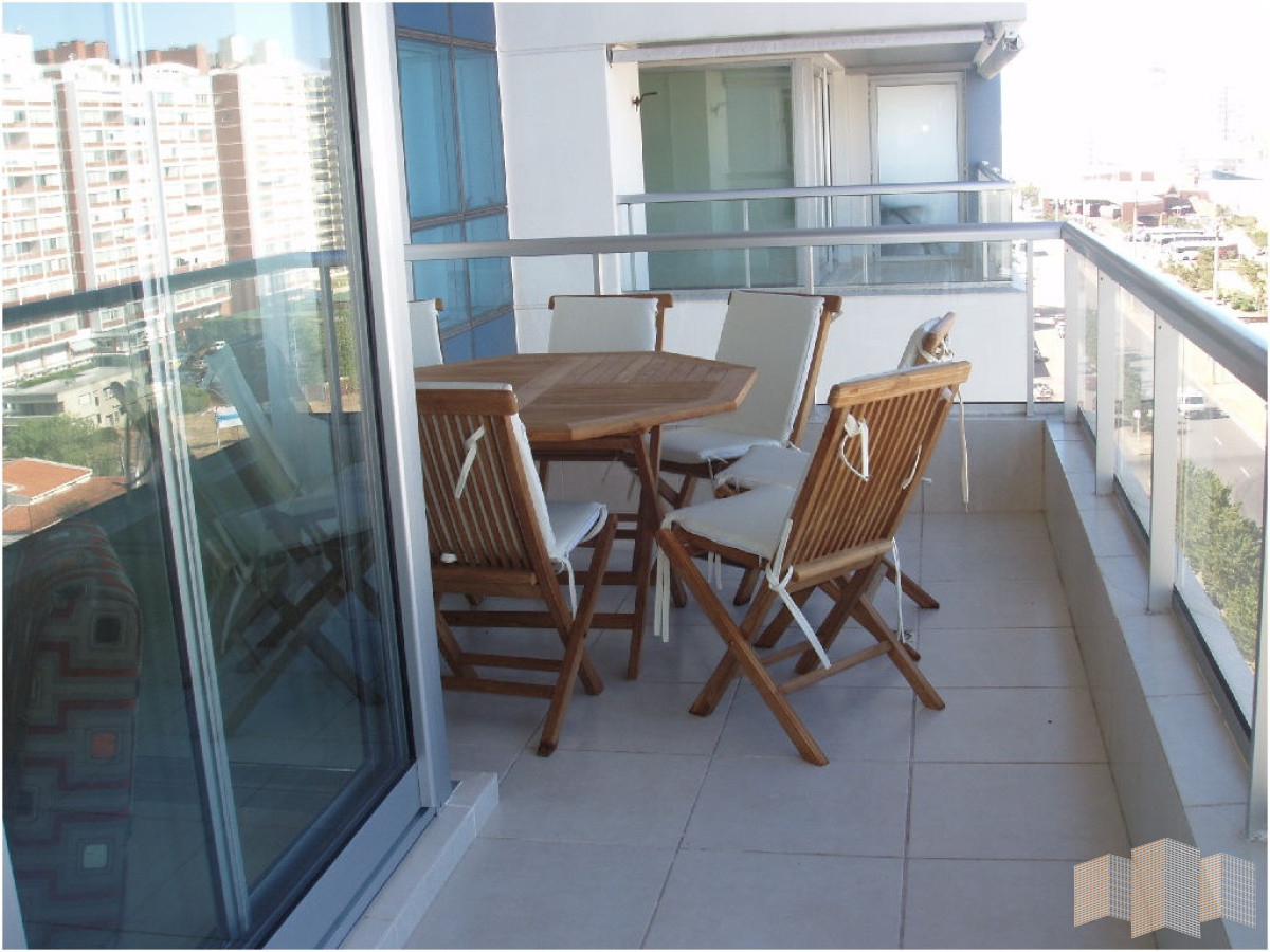 Apartamento ID.1381 - A METROS DE LA PLAYA