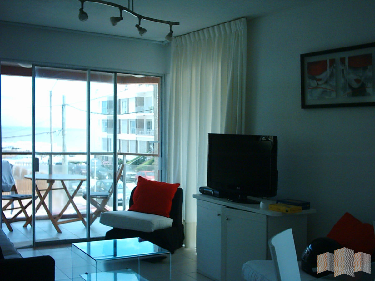 Apartamento ID.1429 - A METROS DE LA PLAYA
