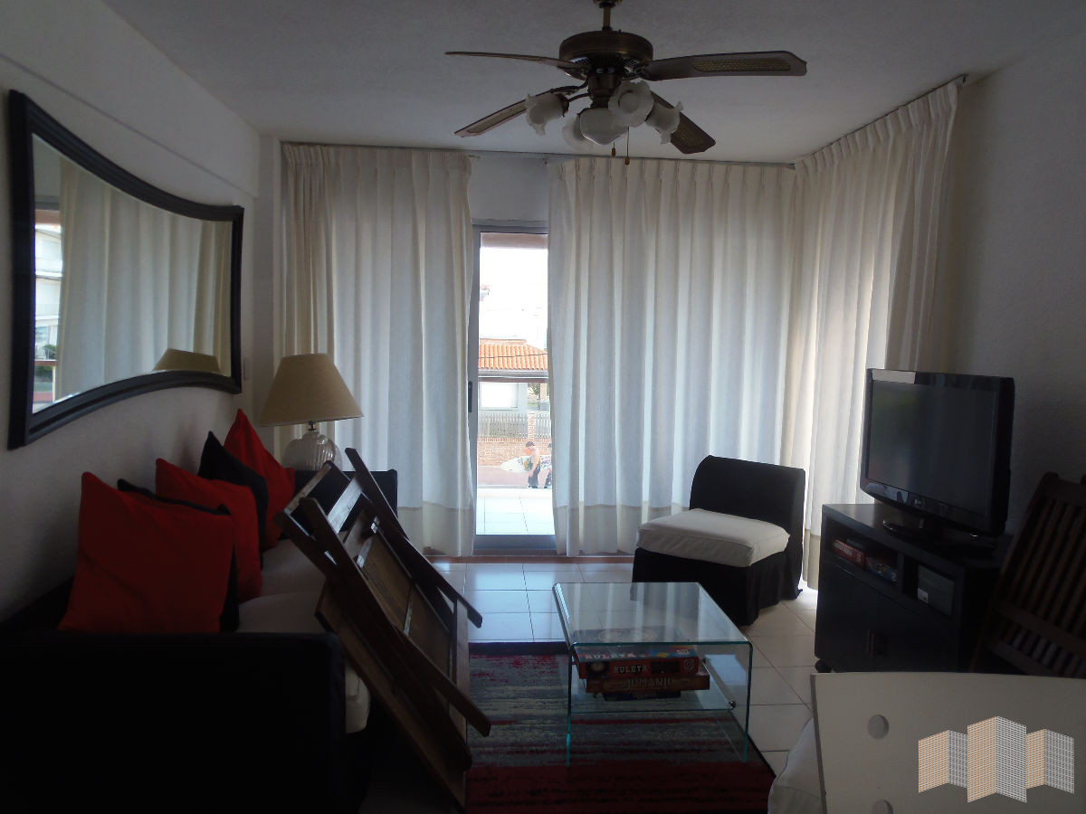 Apartamento ID.1429 - A METROS DE LA PLAYA