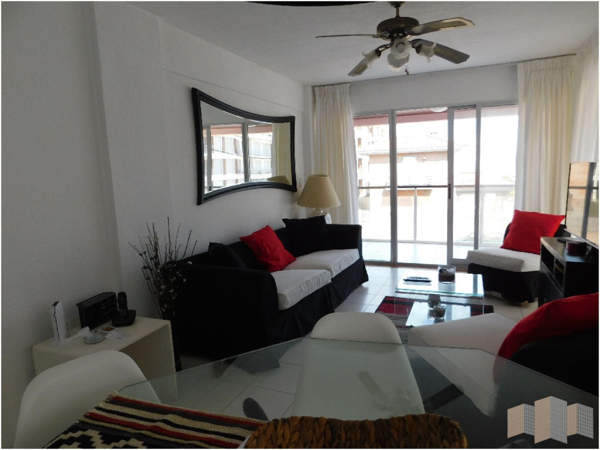 Apartamento ID.1429 - A METROS DE LA PLAYA