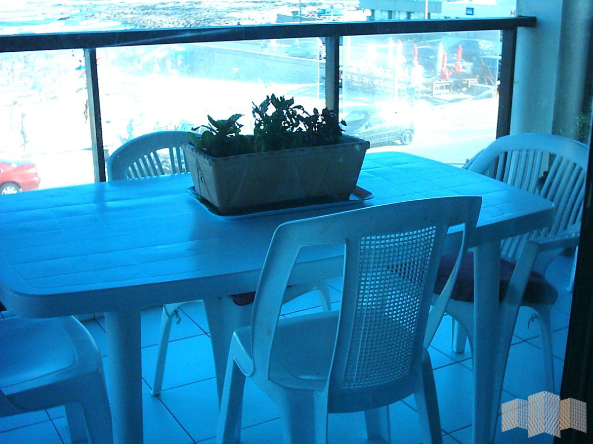 Apartamento ID.1436 - IMPERDIBLE PRIMERA LINEA AL MAR 