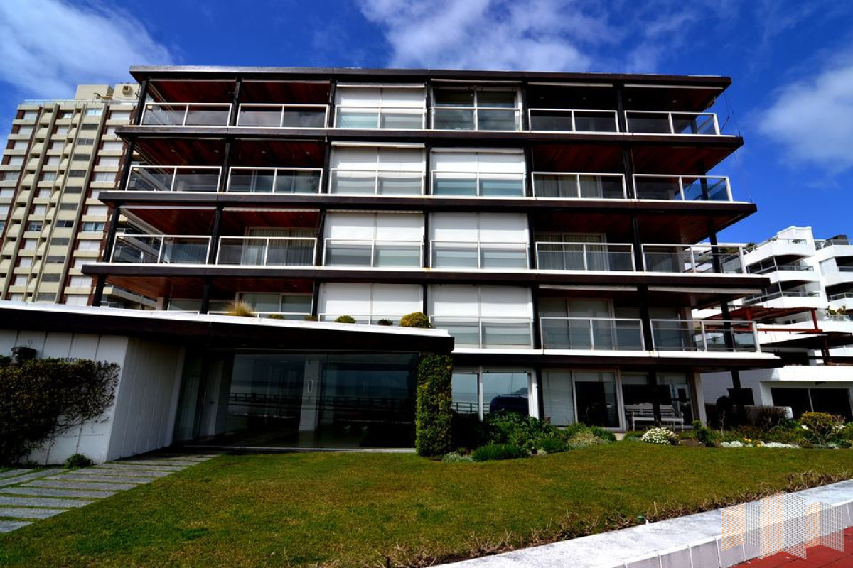 Apartamento ID.1485 - Apartamento en Punta del Este, Península