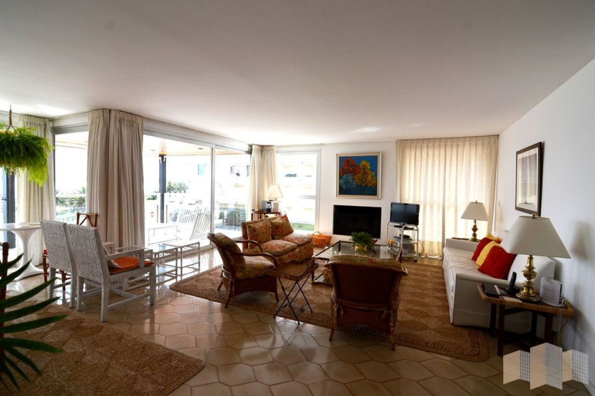 Apartamento ID.1485 - Apartamento en Punta del Este, Península