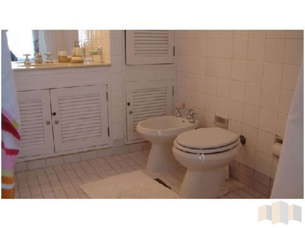 Apartamento ID.1495 - EN UNA DE LAS ZONAS MAS BUSCADAS DE LA MOVIDA ESTEÑA