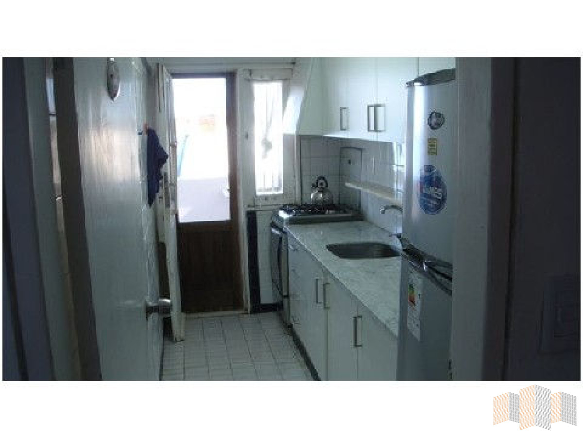 Apartamento ID.1495 - EN UNA DE LAS ZONAS MAS BUSCADAS DE LA MOVIDA ESTEÑA