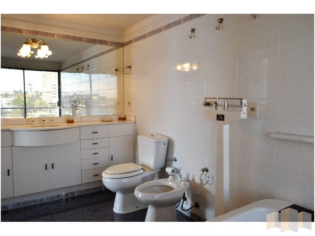 Apartamento ID.1502 - Apartamento en Punta del Este, Península