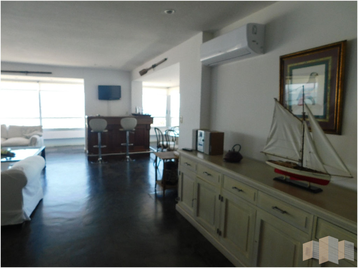 Apartamento ID.1512 - CON MAGNIFICA VISTA AL PUERTO