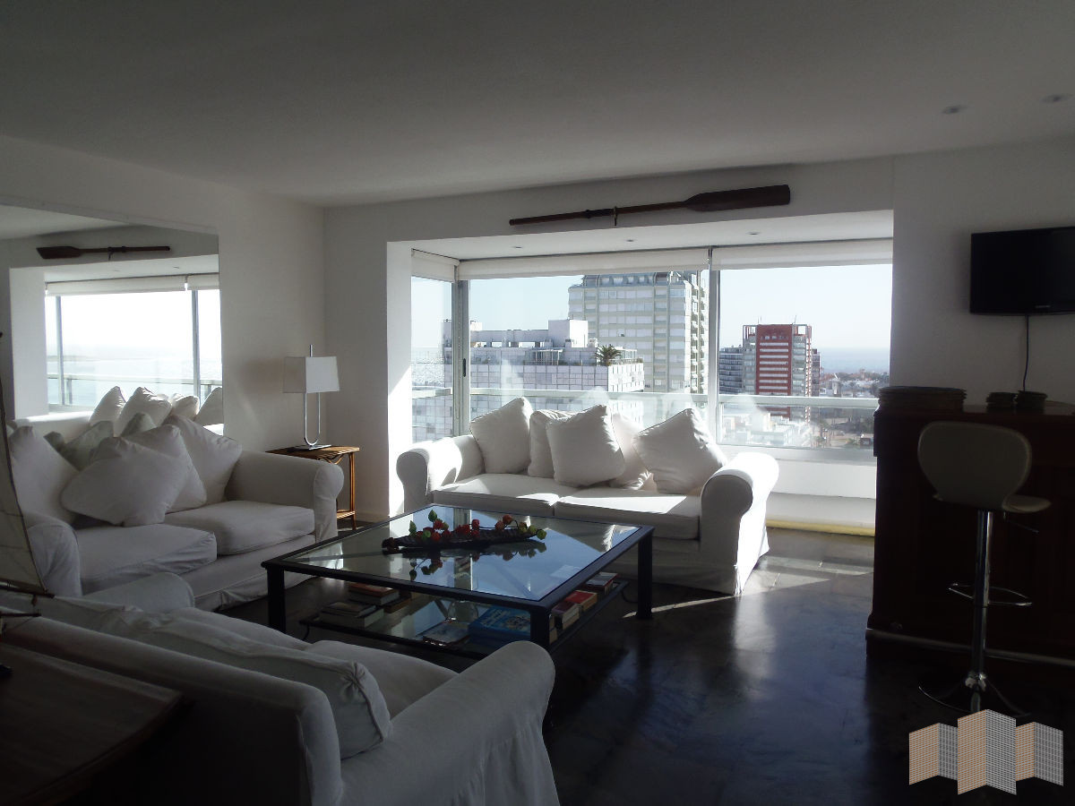 Apartamento ID.1512 - CON MAGNIFICA VISTA AL PUERTO