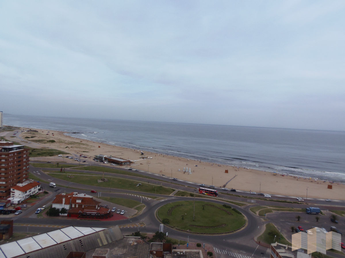 Apartamento ID.1529 - CON EXCELENTE VISTA AL MAR