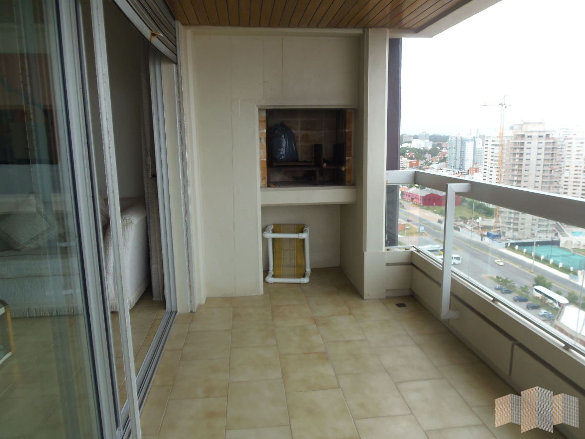 Apartamento ID.1529 - CON EXCELENTE VISTA AL MAR