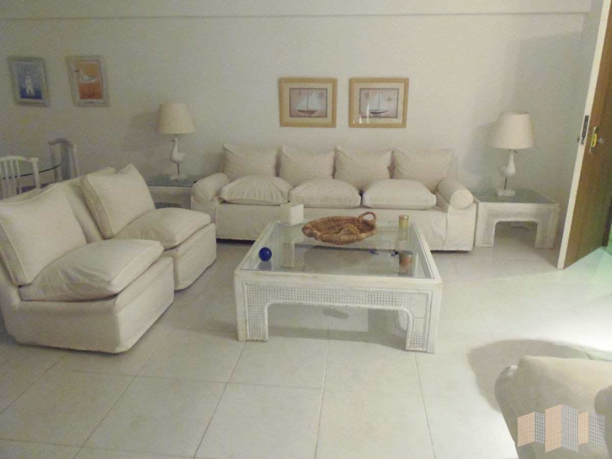 Apartamento ID.1532 - CON EXCELENTE VISTA AL PUERTO