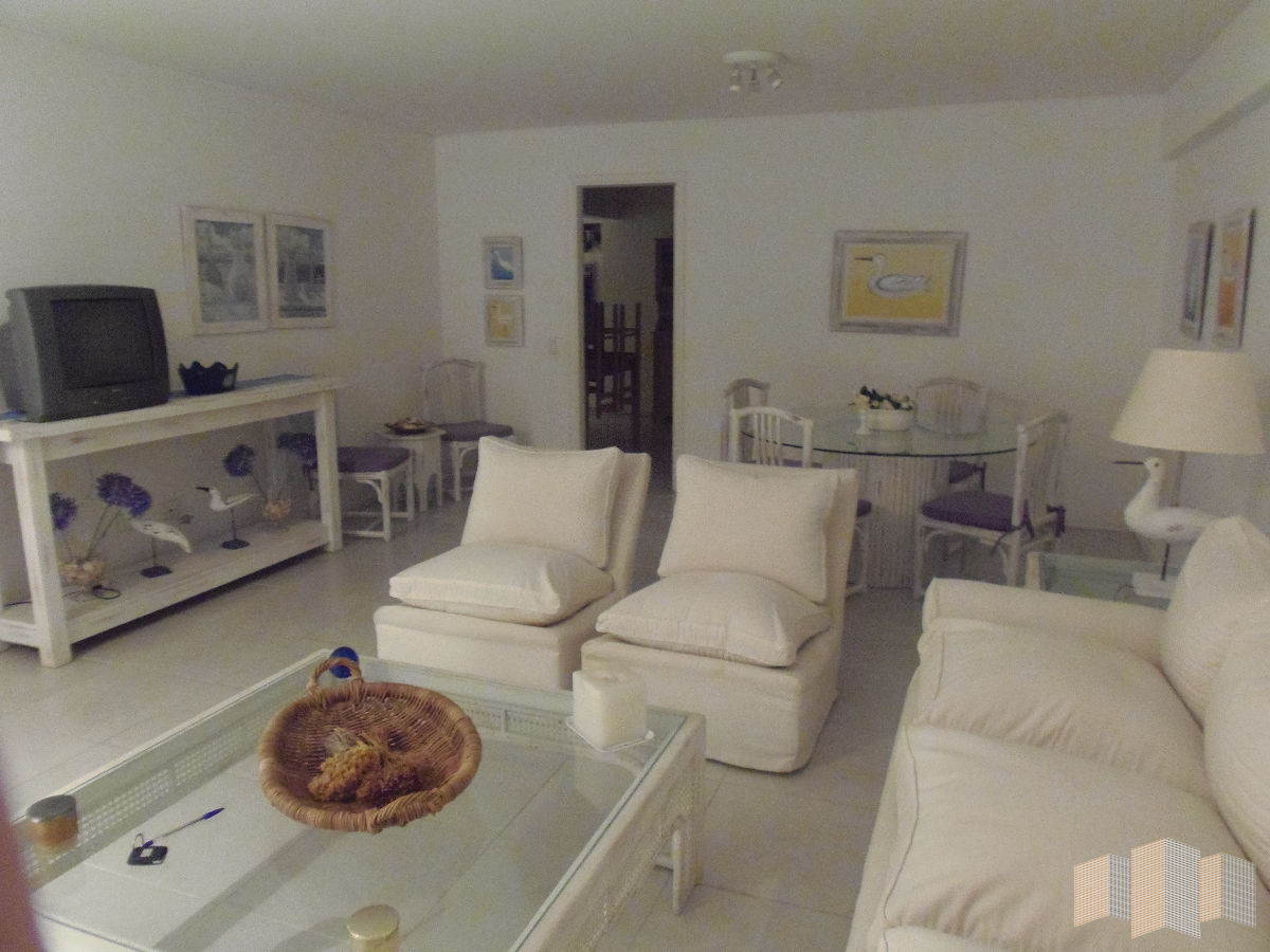 Apartamento ID.1532 - CON EXCELENTE VISTA AL PUERTO