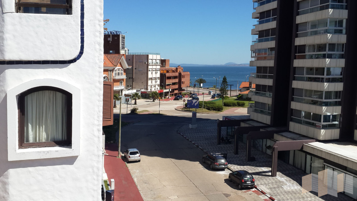 Apartamento ID.1560 - Apartamento en Punta del Este, Península