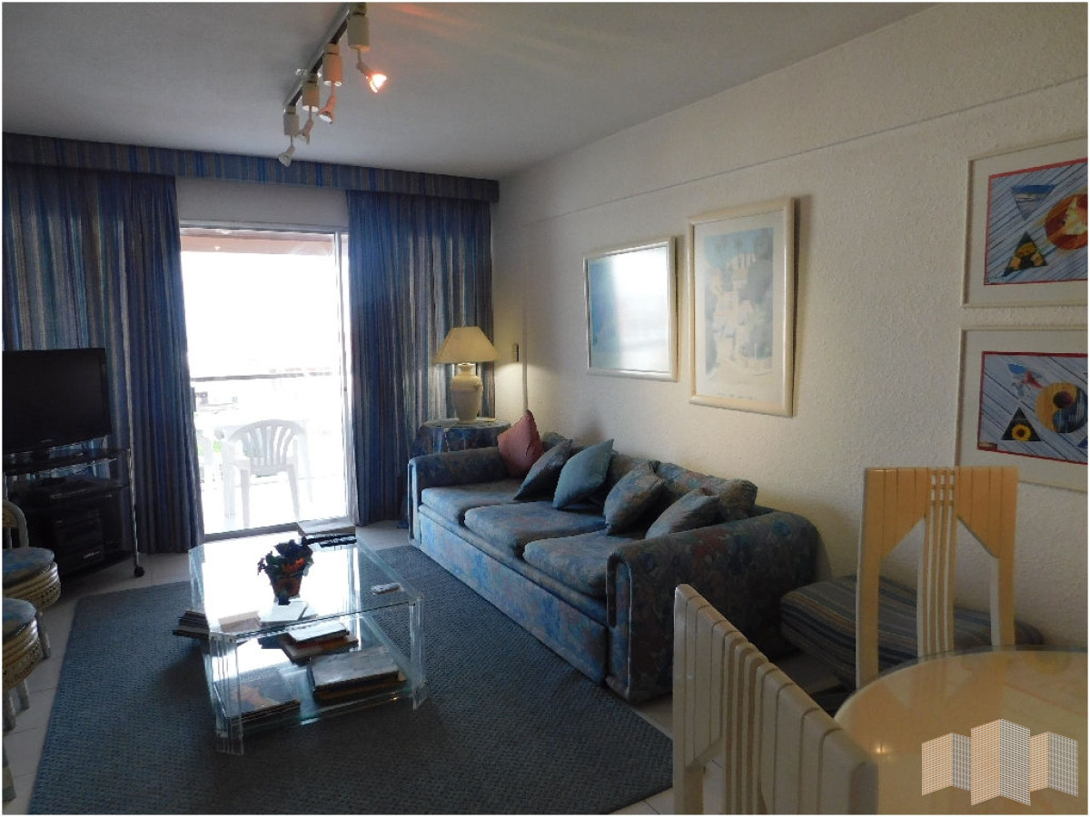 Apartamento ID.1574 - A METROS DE LA PLAYA