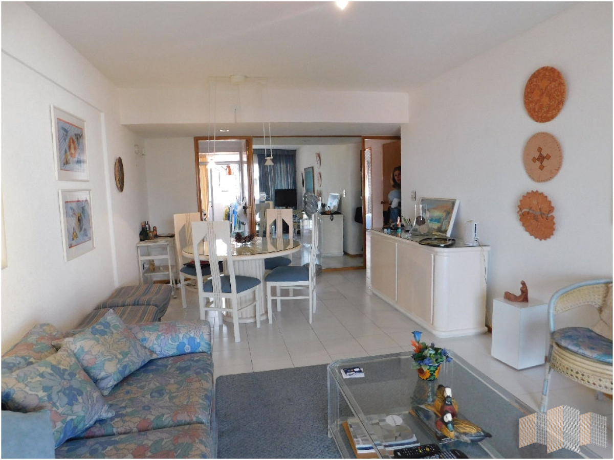 Apartamento ID.1574 - A METROS DE LA PLAYA