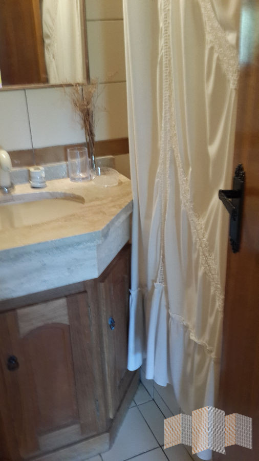 Apartamento ID.1610 - CON AZOTEA  DE USO EXCLUSIVO CON PARRILLERO CON PERGOLA. 