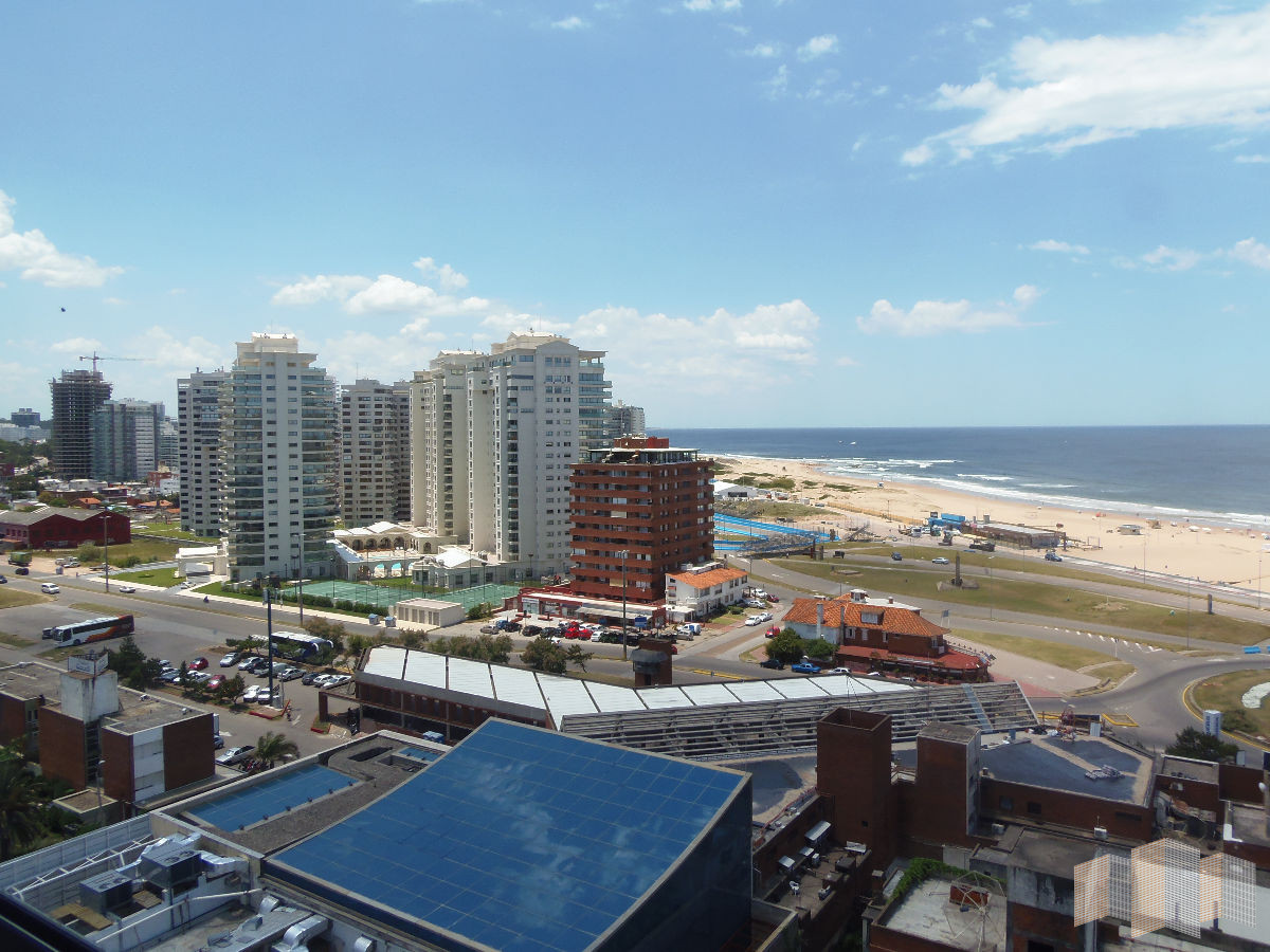 Apartamento ID.1667 - CON EXCELENTE VISTA AL MAR