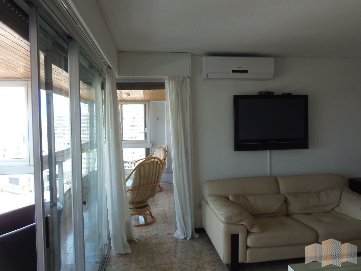 Apartamento ID.1667 - CON EXCELENTE VISTA AL MAR