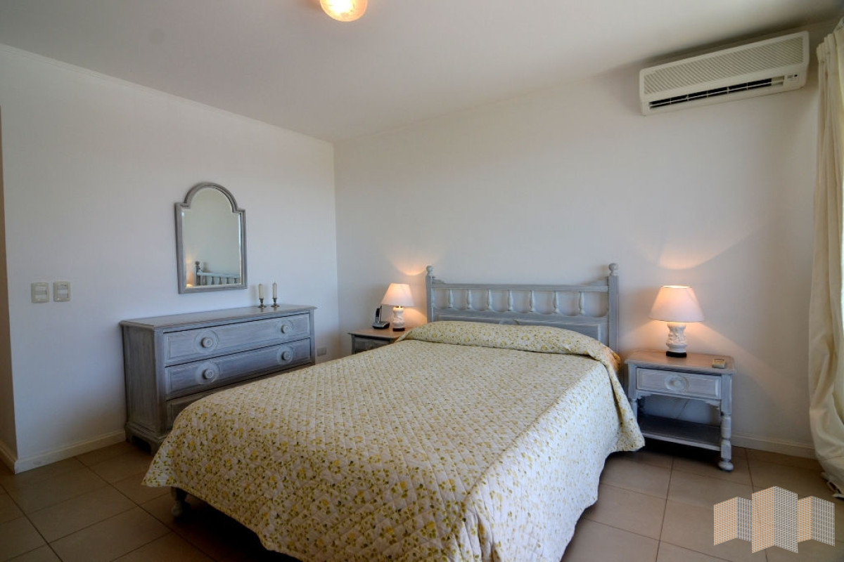 Apartamento ID.1669 - Apartamento en Punta del Este, Península