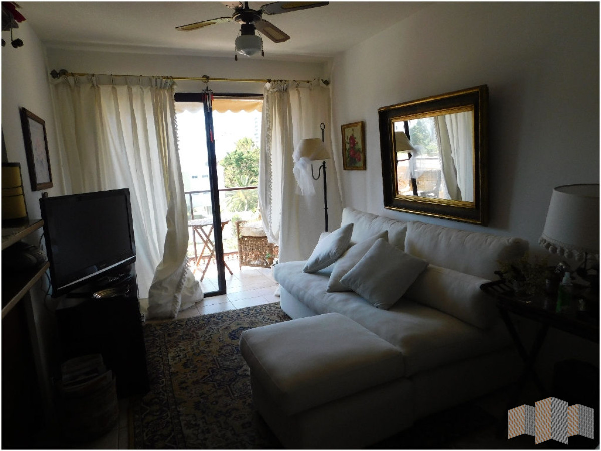 Apartamento ID.1724 - A DOS CUADRAS DE LA PLAYA.