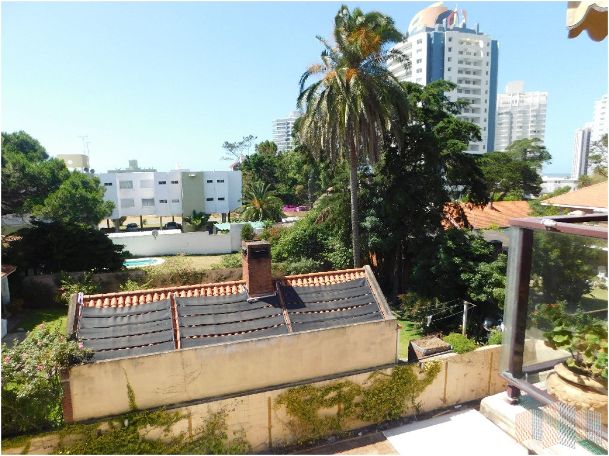 Apartamento ID.1724 - A DOS CUADRAS DE LA PLAYA.
