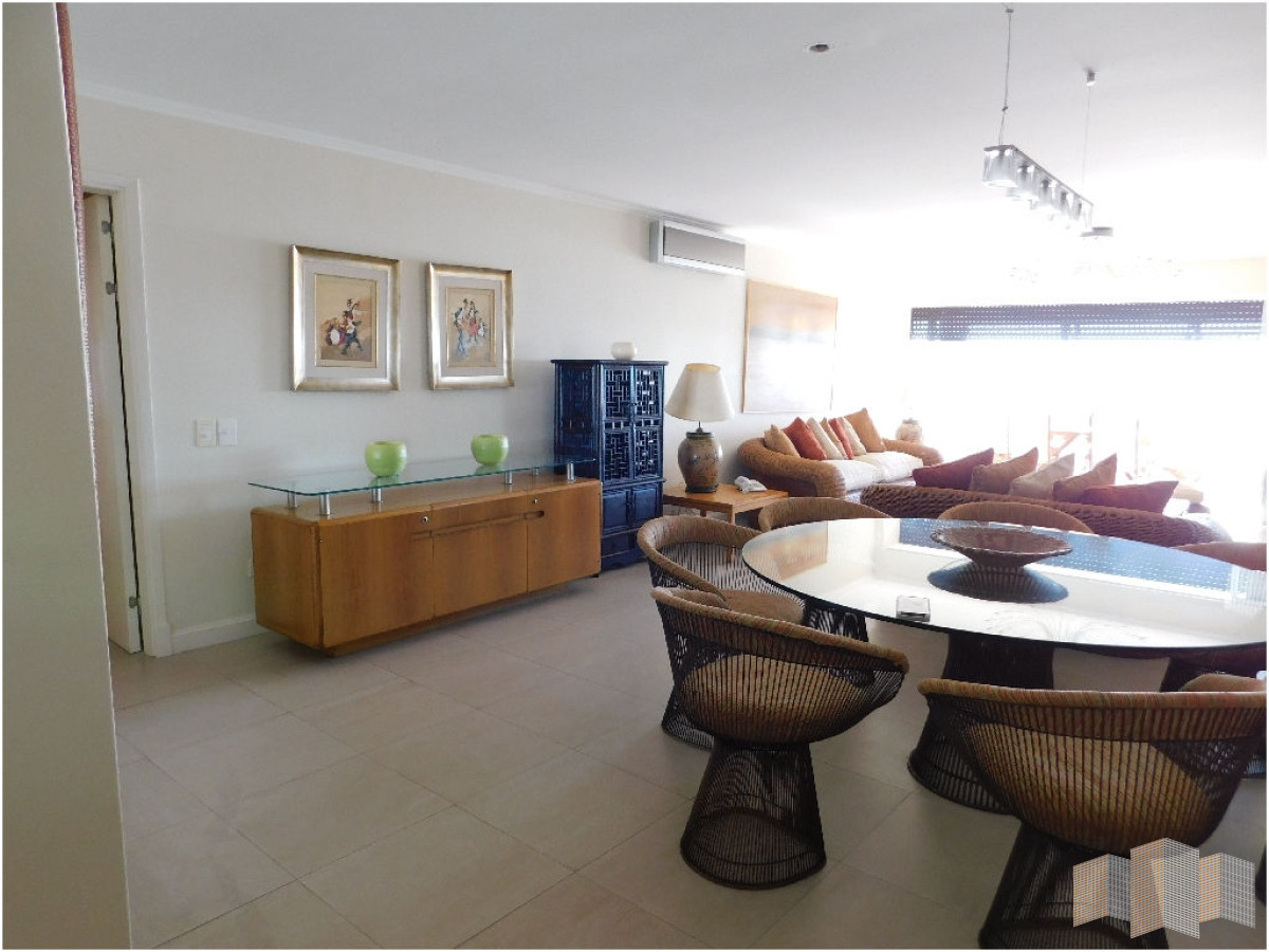 Apartamento ID.1748 - CON EXCEPCIONAL VISTA AL MAR