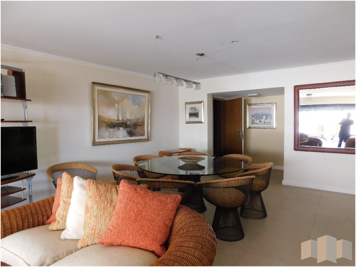 Apartamento ID.1748 - CON EXCEPCIONAL VISTA AL MAR