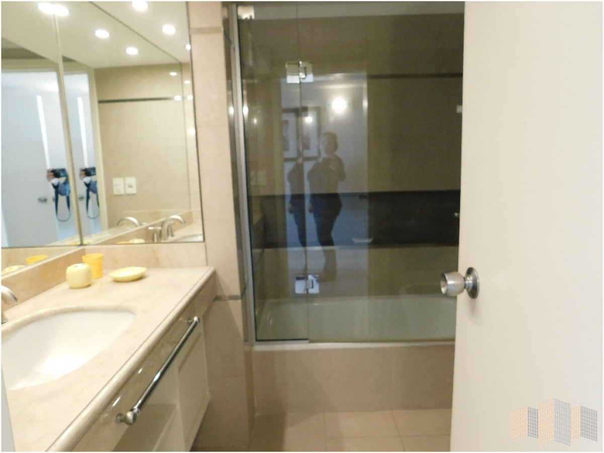 Apartamento ID.1748 - CON EXCEPCIONAL VISTA AL MAR