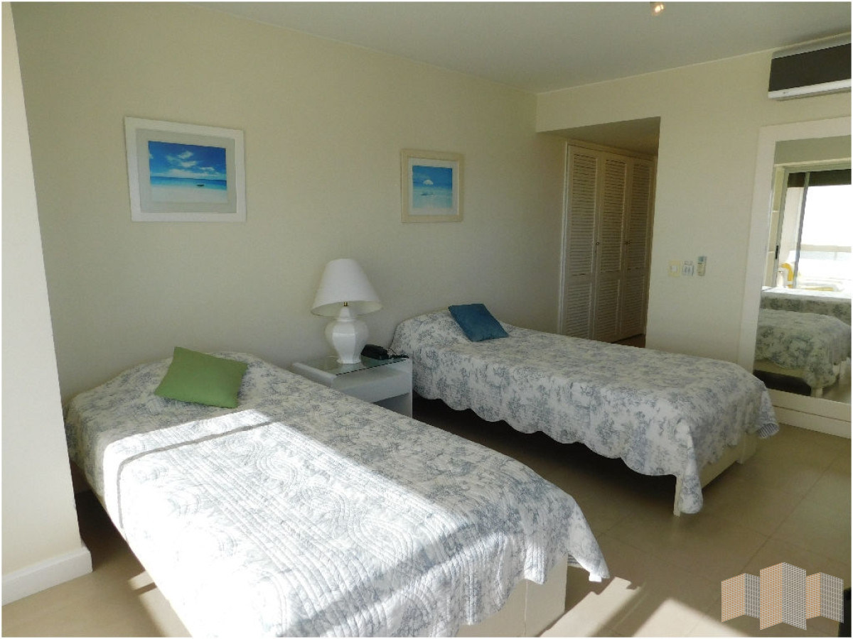 Apartamento ID.1748 - CON EXCEPCIONAL VISTA AL MAR