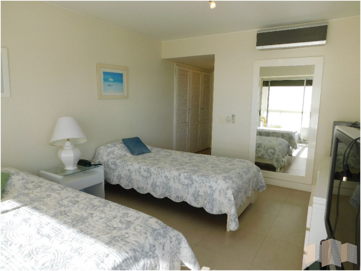 Apartamento ID.1748 - CON EXCEPCIONAL VISTA AL MAR