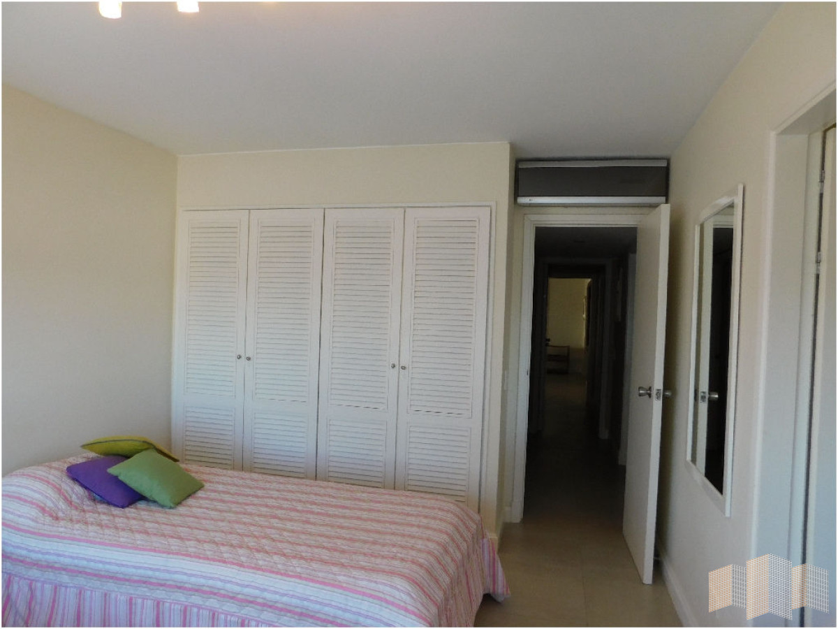 Apartamento ID.1748 - CON EXCEPCIONAL VISTA AL MAR