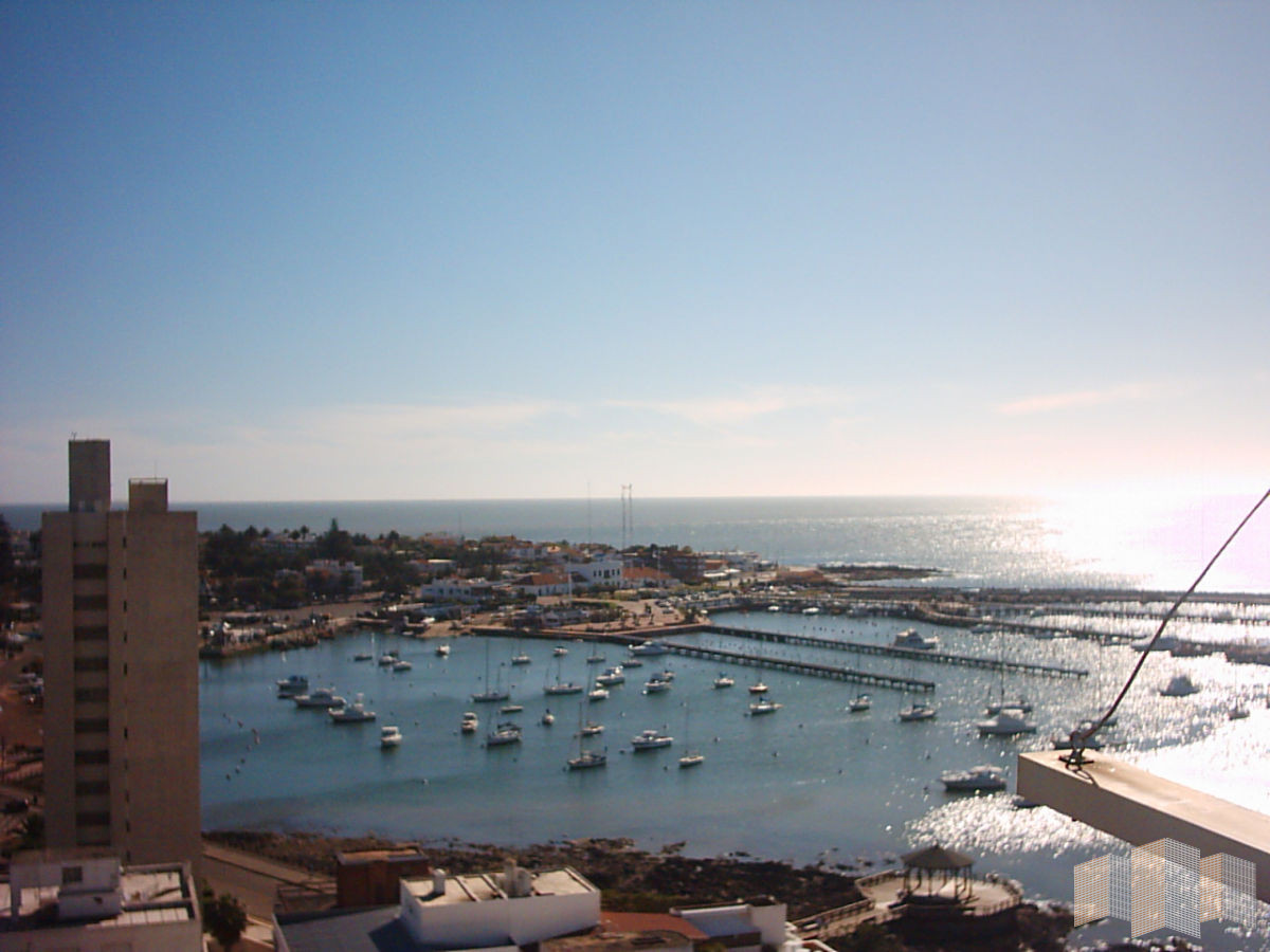 Apartamento ID.409 - Apartamento en Punta del Este, Península