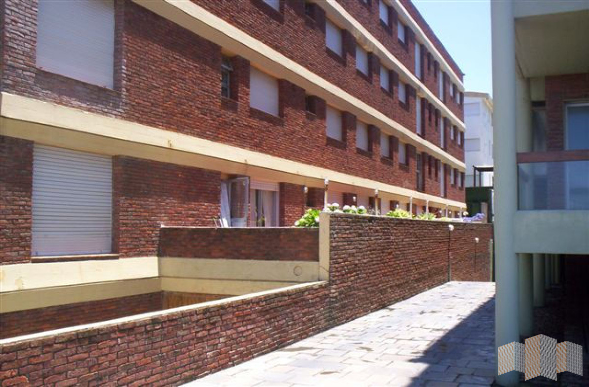 Apartamento ID.421 - Apartamento en Punta del Este, Península