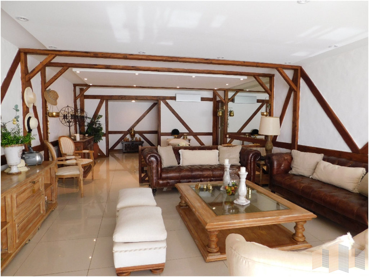 Apartamento ID.68 - CON EXCLUSIVA VISTA DE PRIMERA LINEA AL MAR.