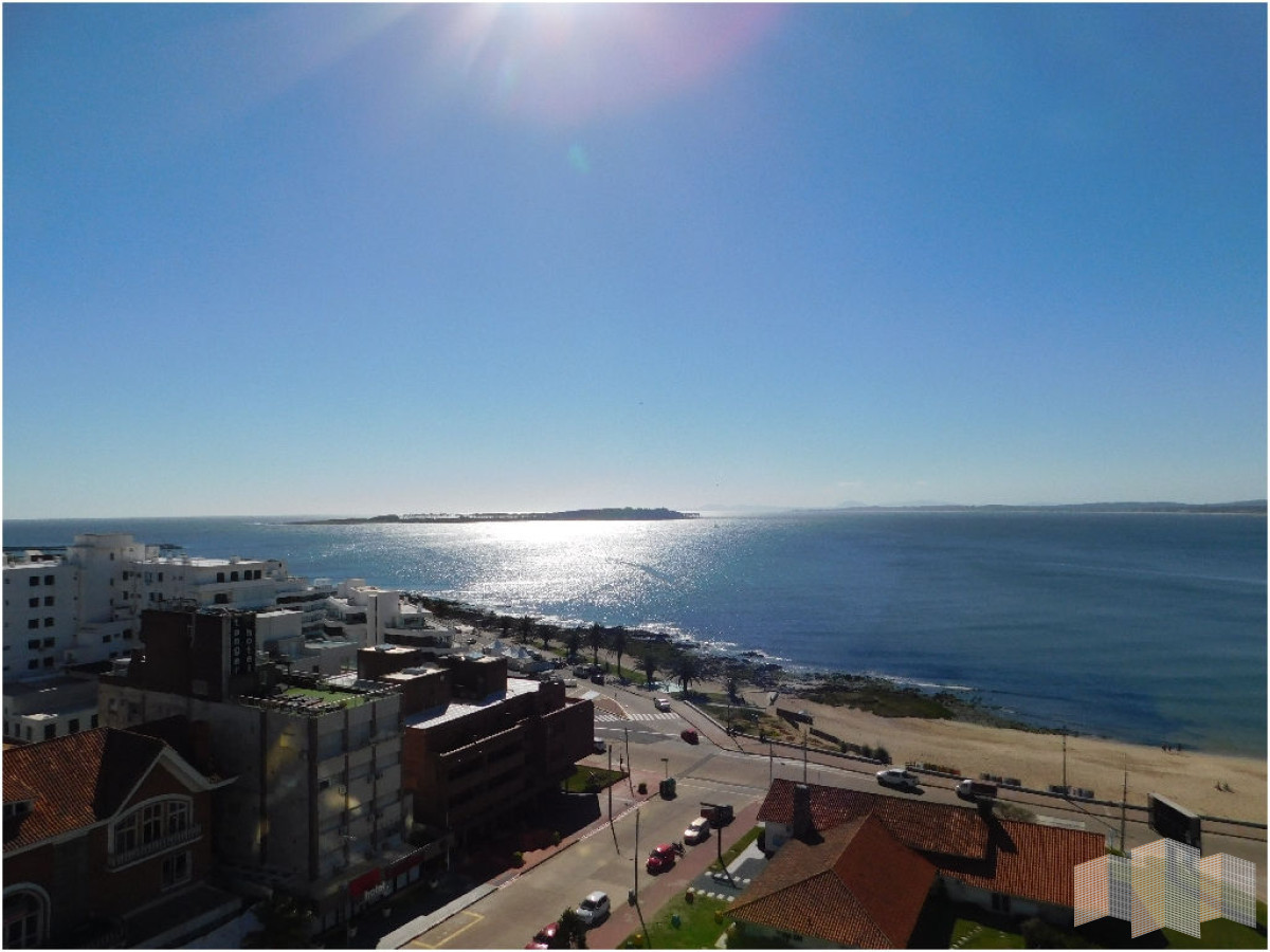 Apartamento ID.68 - CON EXCLUSIVA VISTA DE PRIMERA LINEA AL MAR.