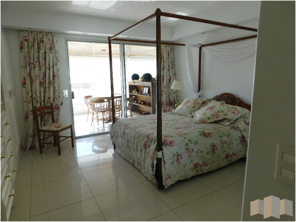 Apartamento ID.68 - CON EXCLUSIVA VISTA DE PRIMERA LINEA AL MAR.