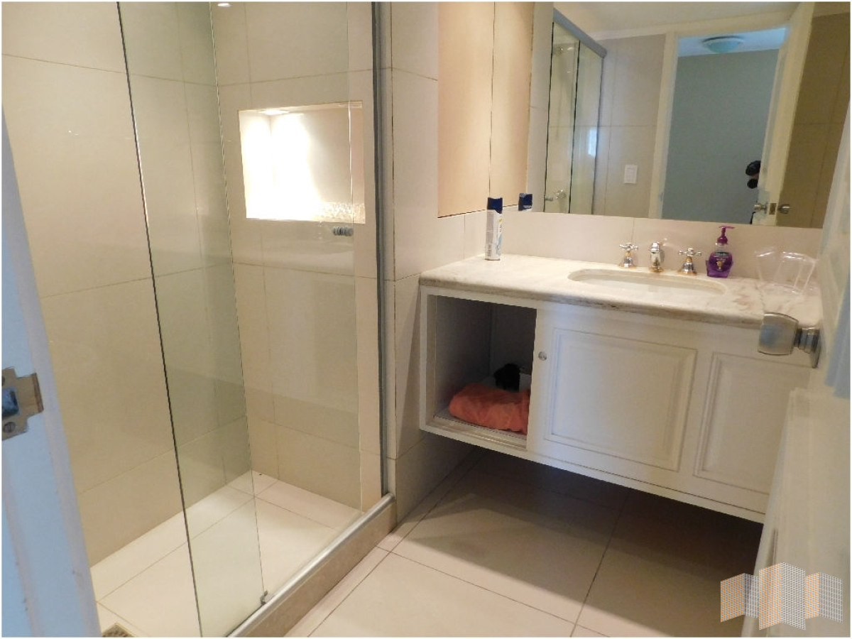 Apartamento ID.68 - CON EXCLUSIVA VISTA DE PRIMERA LINEA AL MAR.