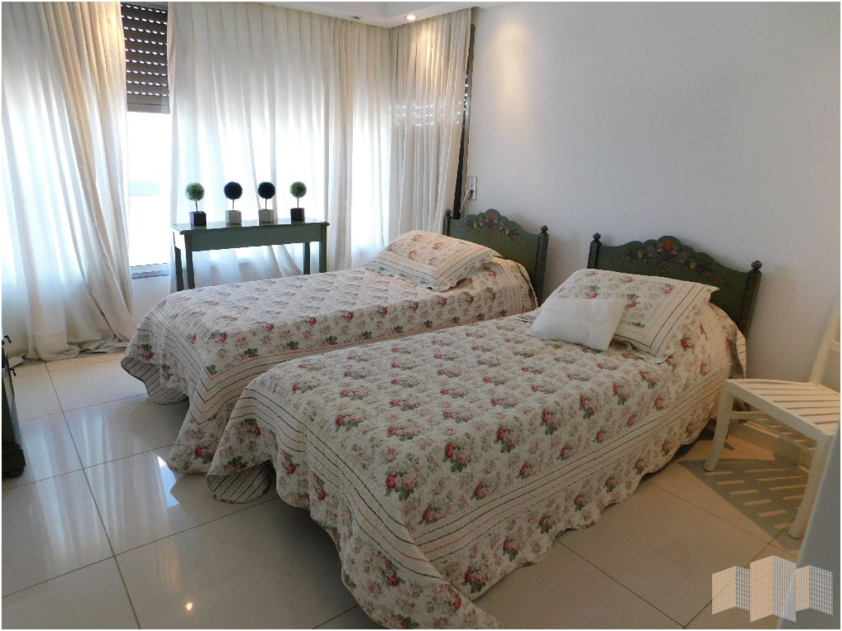 Apartamento ID.68 - CON EXCLUSIVA VISTA DE PRIMERA LINEA AL MAR.