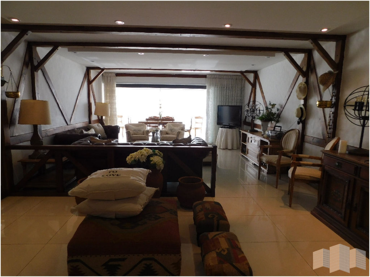 Apartamento ID.68 - CON EXCLUSIVA VISTA DE PRIMERA LINEA AL MAR.