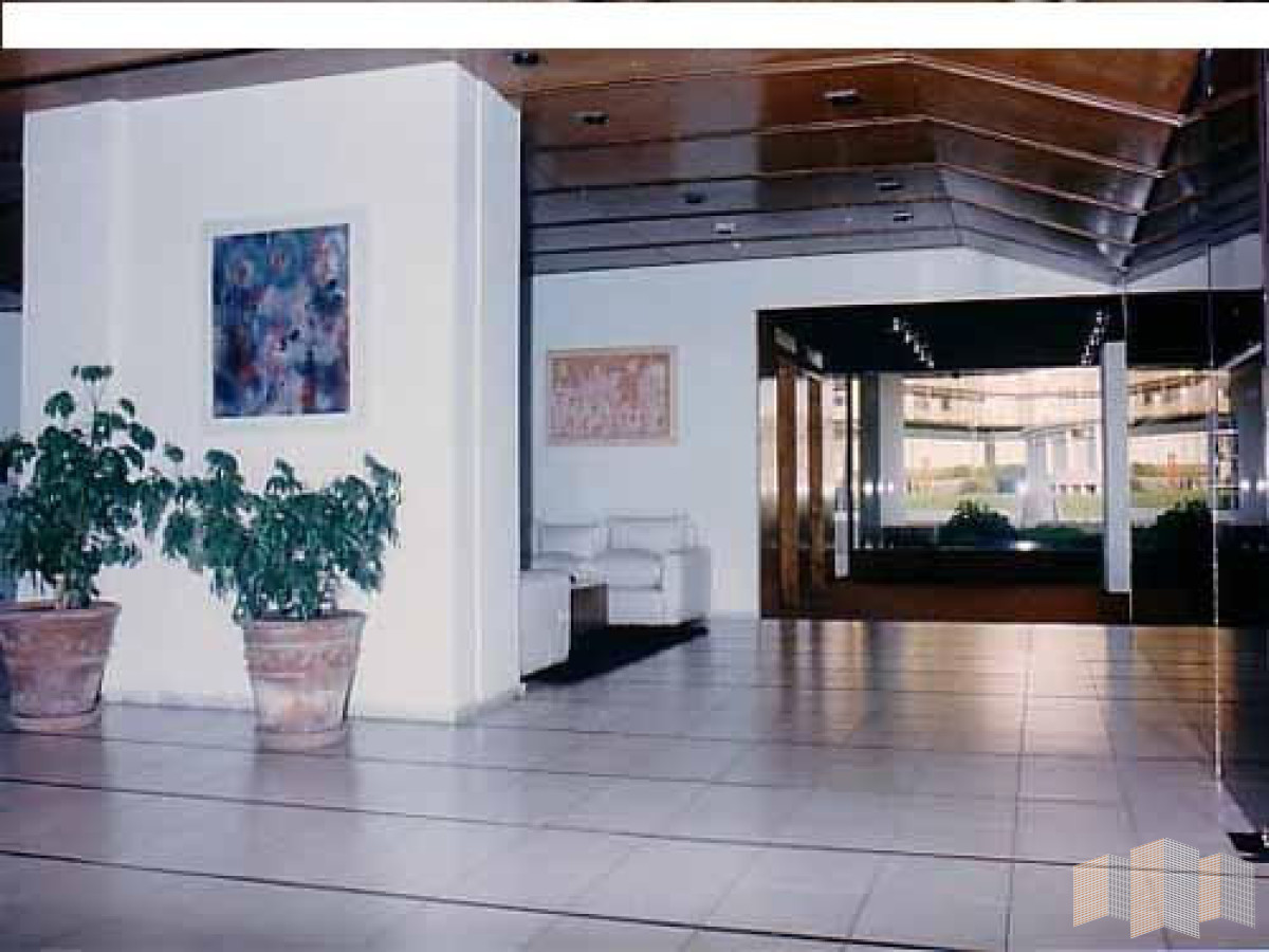 Apartamento ID.762 - FRENTE AL MAR - CON MUY LINDA VISTA - 