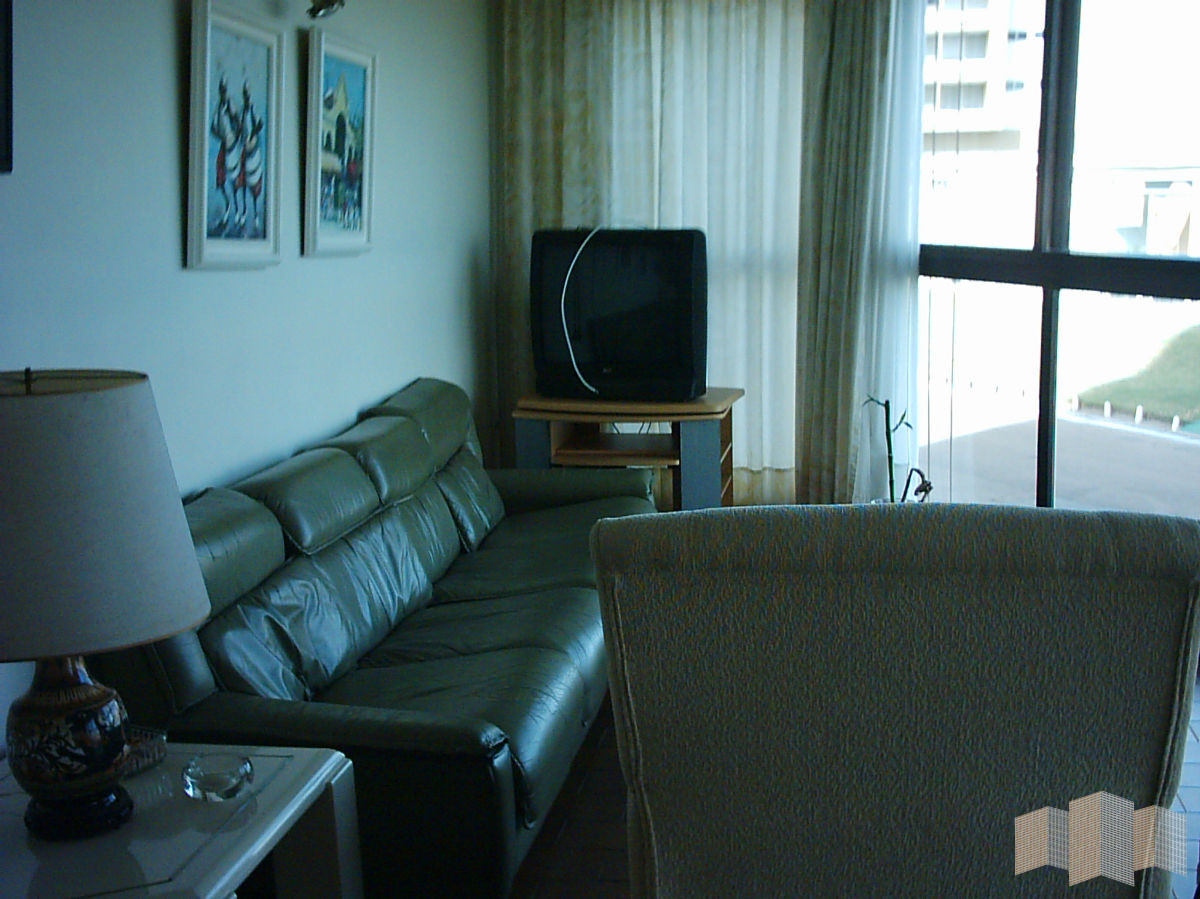 Apartamento ID.762 - FRENTE AL MAR - CON MUY LINDA VISTA - 