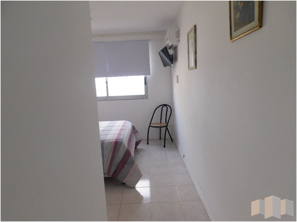 Apartamento ID.895 - CON MUY BONITA VISTA AL MAR