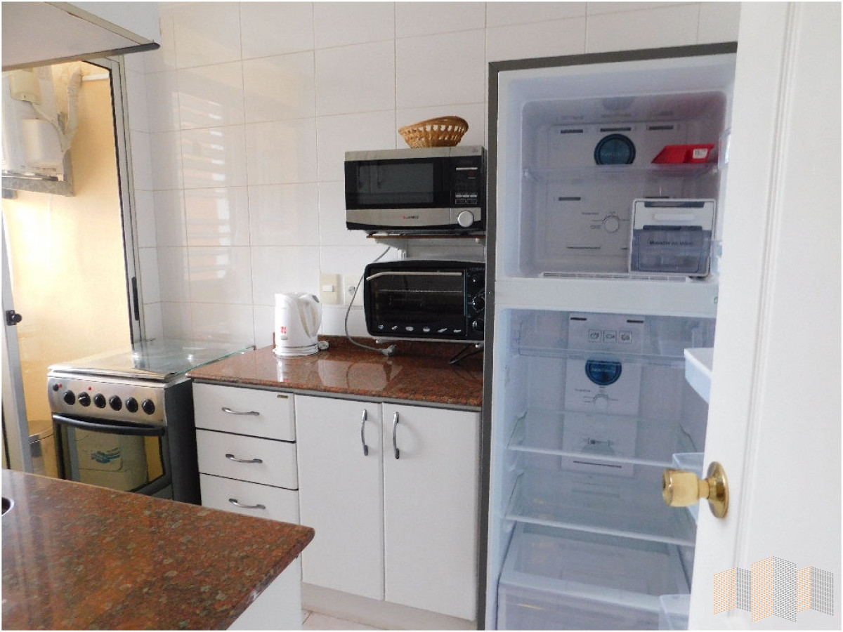 Apartamento ID.895 - CON MUY BONITA VISTA AL MAR