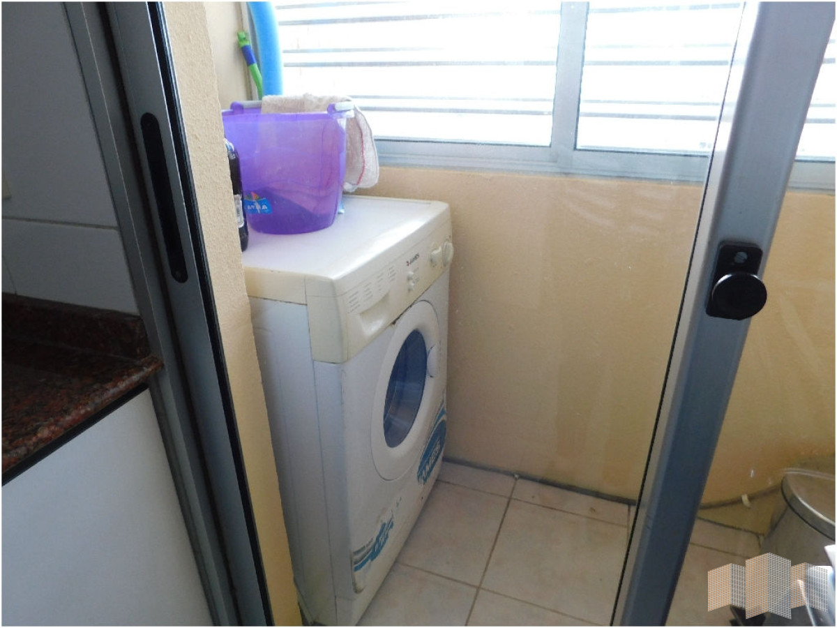 Apartamento ID.895 - CON MUY BONITA VISTA AL MAR