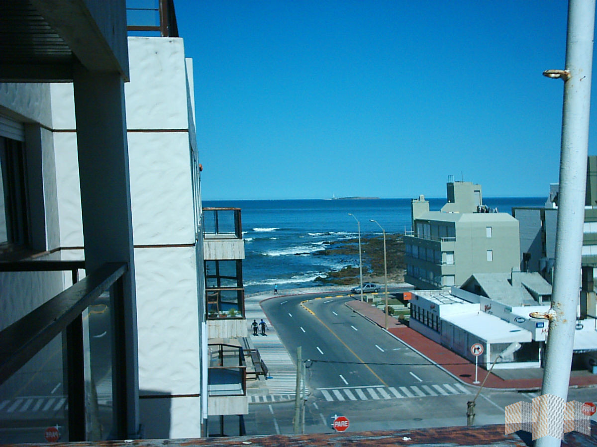 Apartamento ID.902 - A METROS DE LA PLAYA