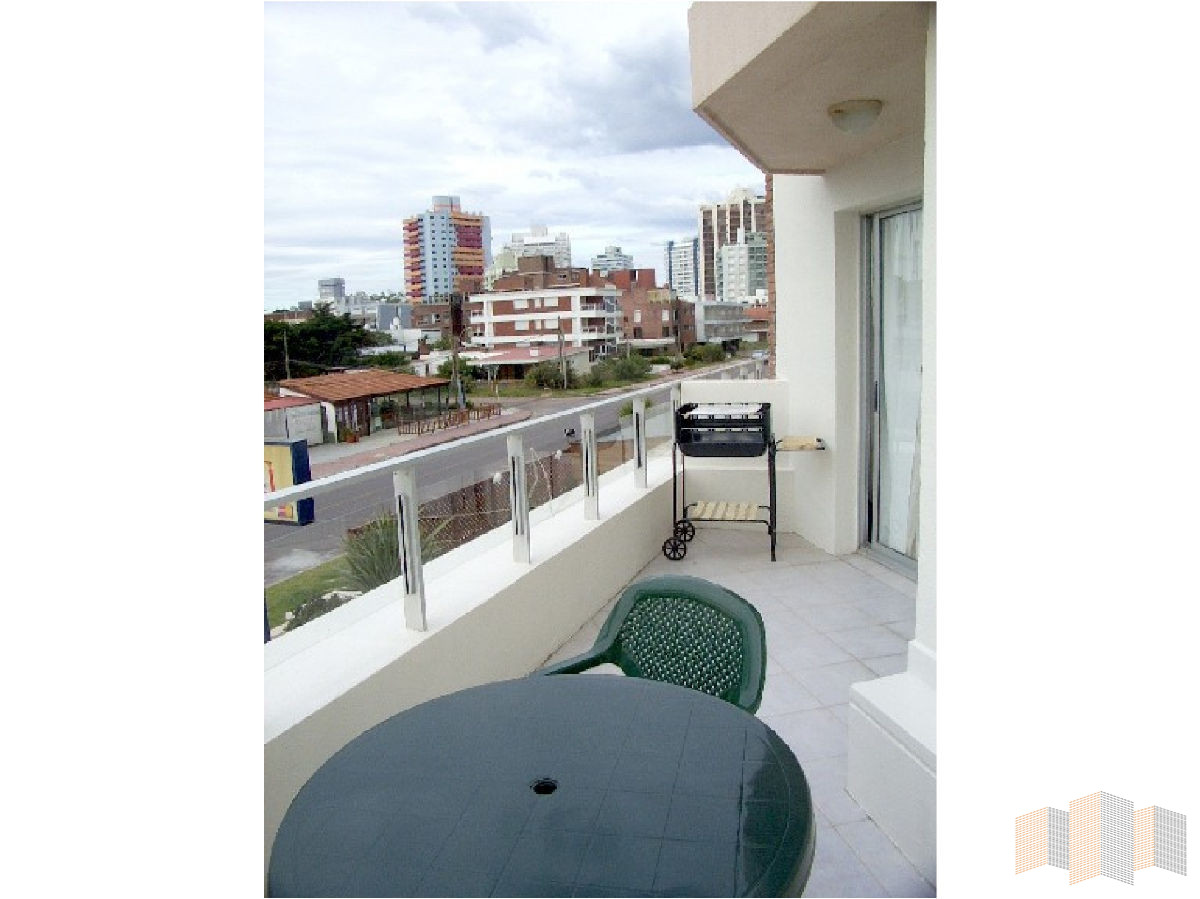Apartamento ID.905 - A METROS DE LA PLAYA