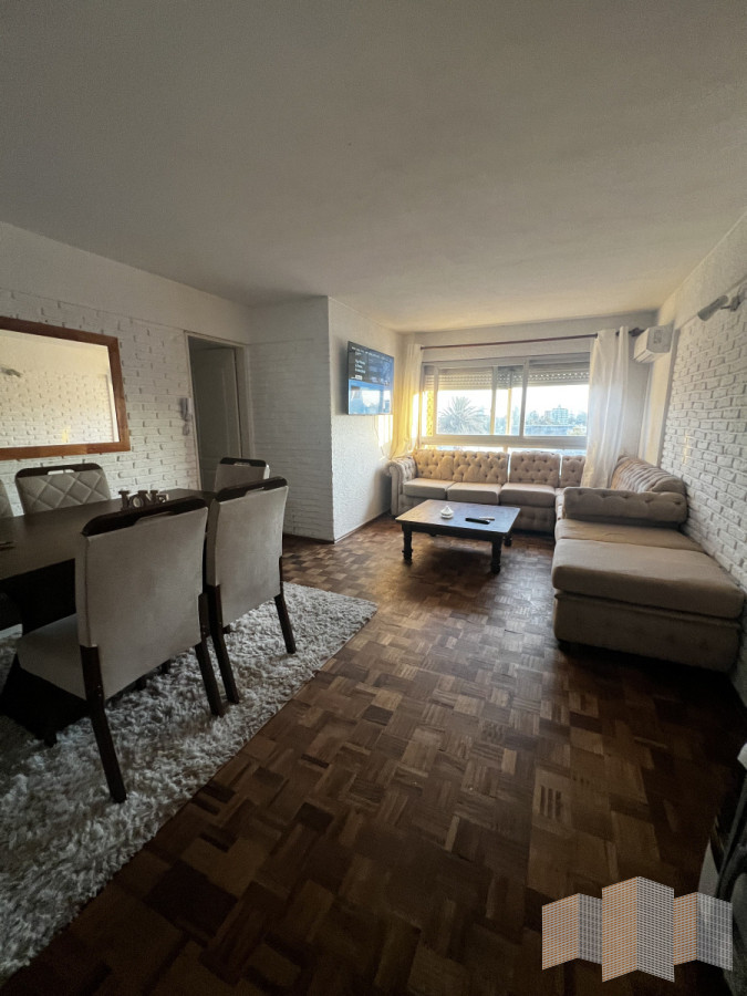 Apartamento ID.3364 - EN PLENO CENTRO DE MALDONADO 