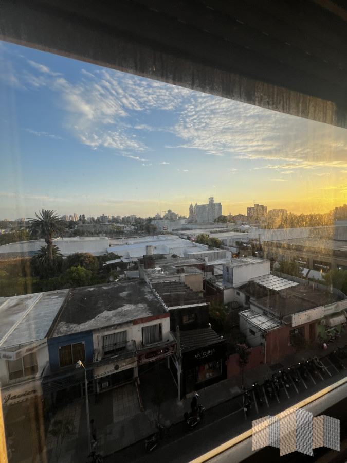 Apartamento ID.3364 - EN PLENO CENTRO DE MALDONADO 