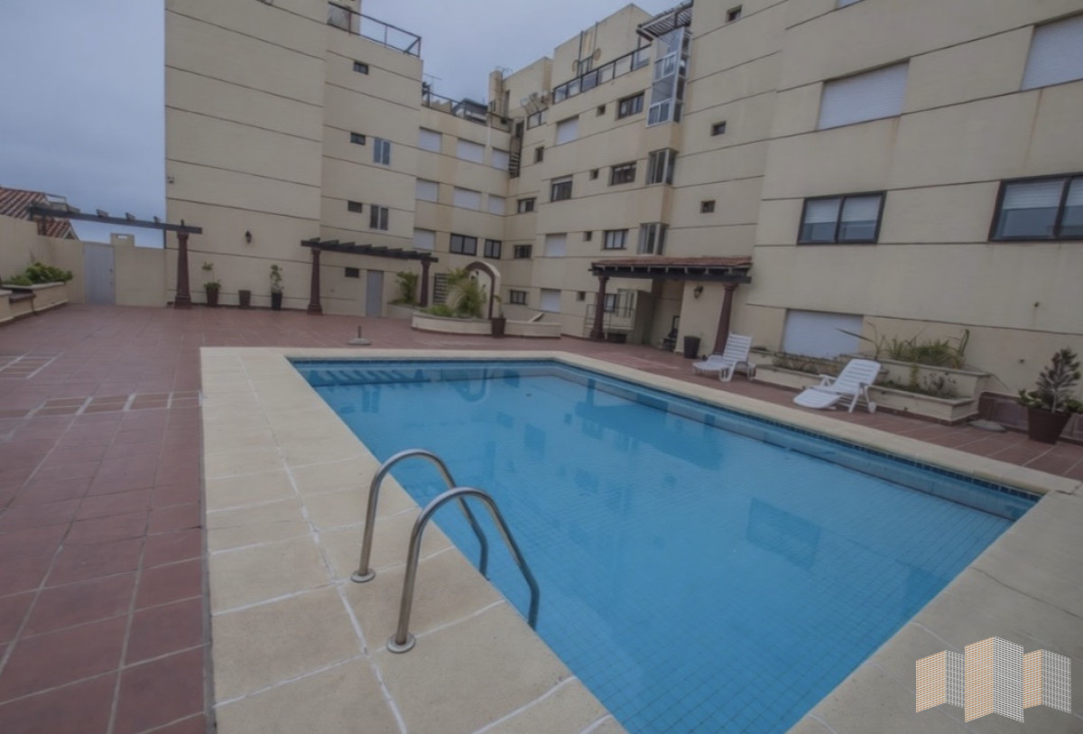 Apartamento ID.1436 - IMPERDIBLE PRIMERA LINEA AL MAR 